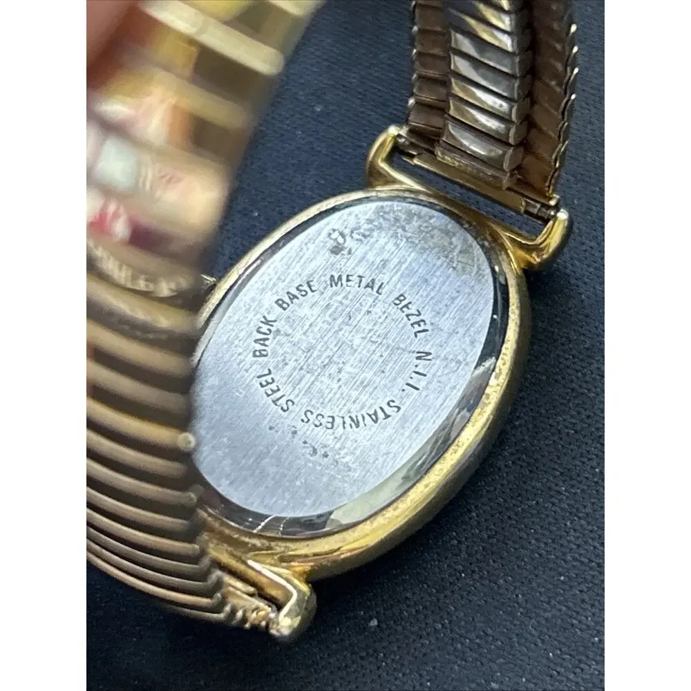 Collezio Gold Tone Women’s Stretch Band Quartz Watch